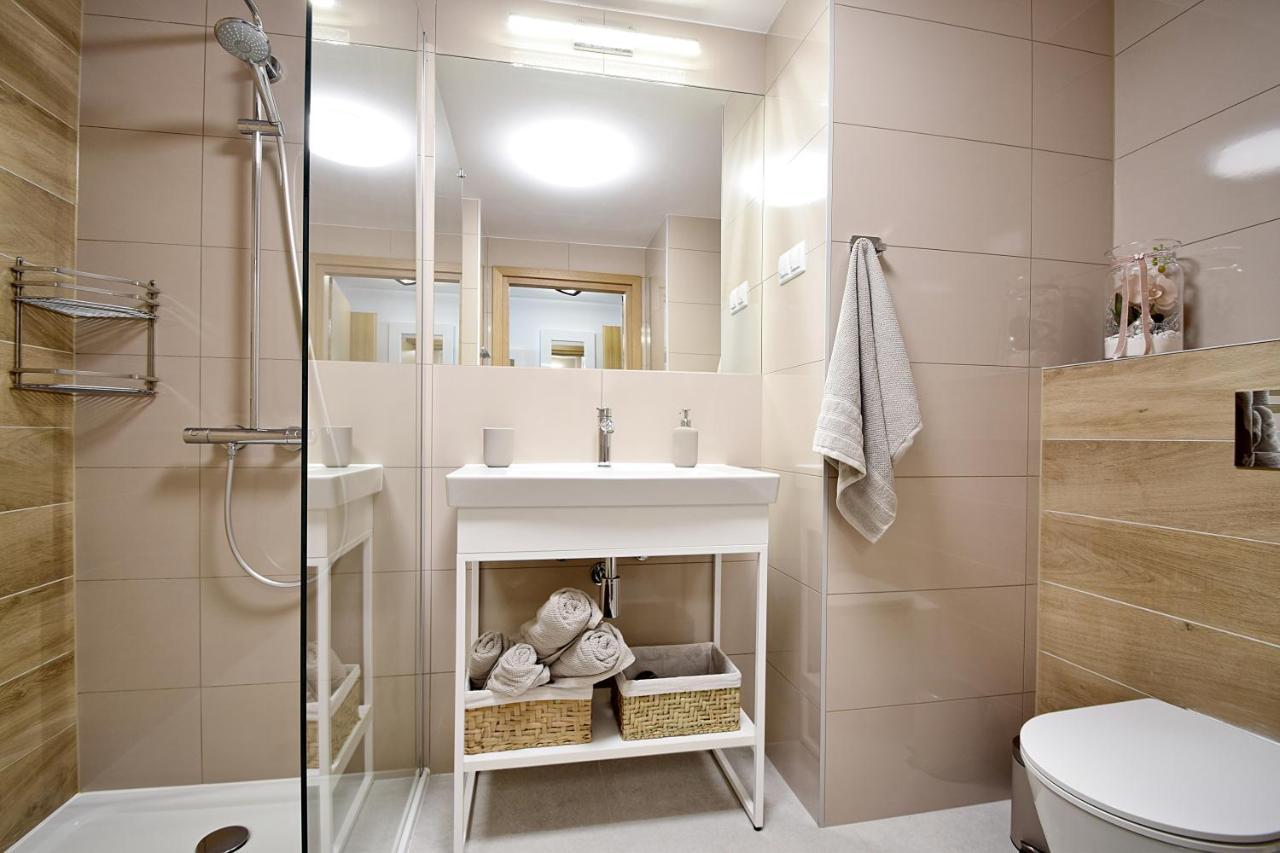North Apartments, Sunsetview 507 코워브제크 외부 사진